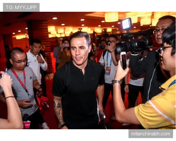 接管后防卡纳瓦罗高位逼抢压制对手前锋本季更稳