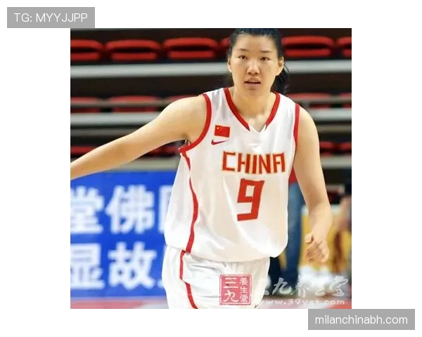 发球规则解析：篮球比赛如何判定发球违例与罚则